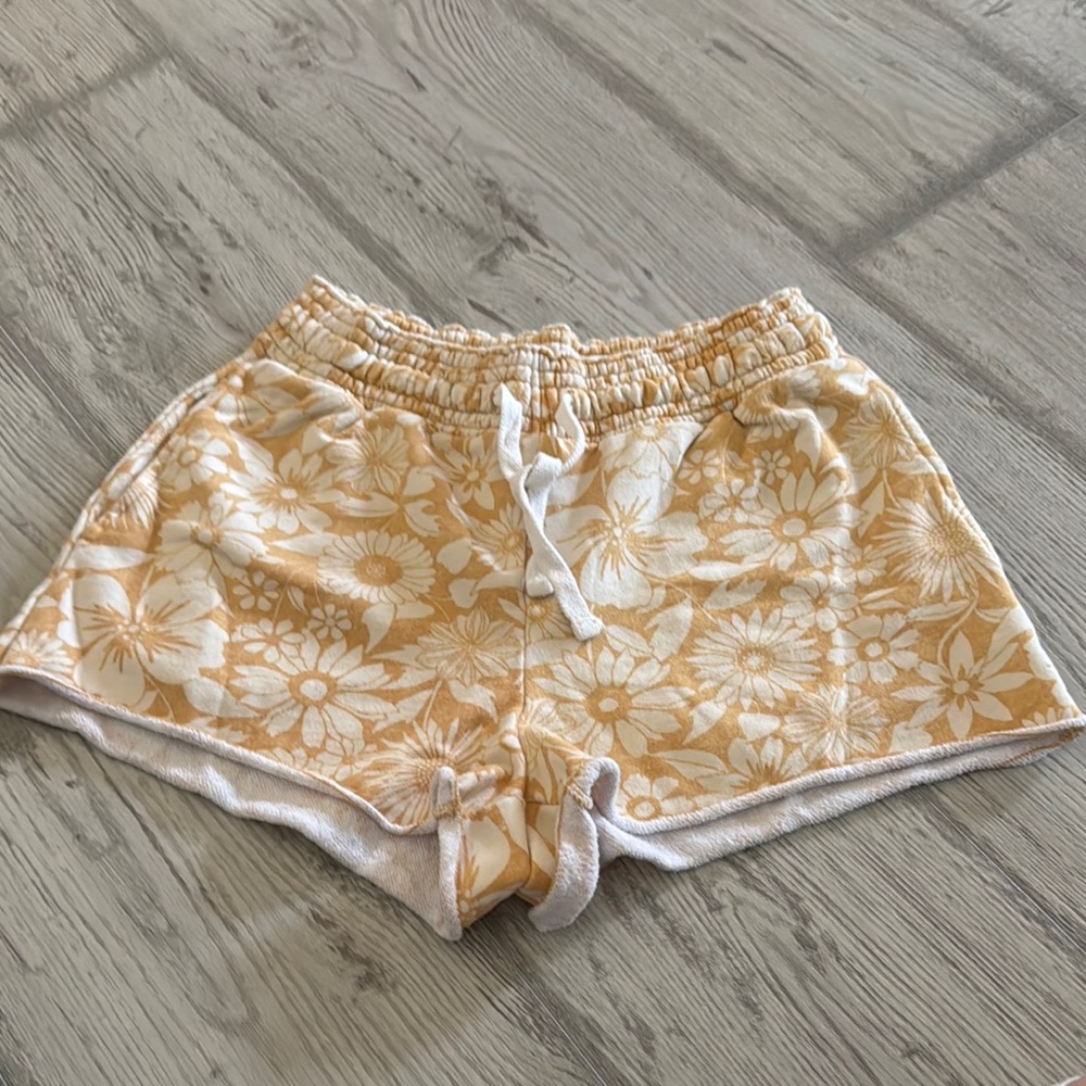American Eagle floral print sweat shorts size medium
